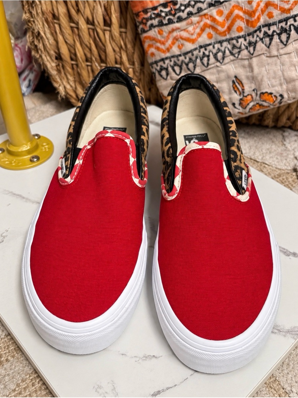 Womens Vans - Picture 2 of 8